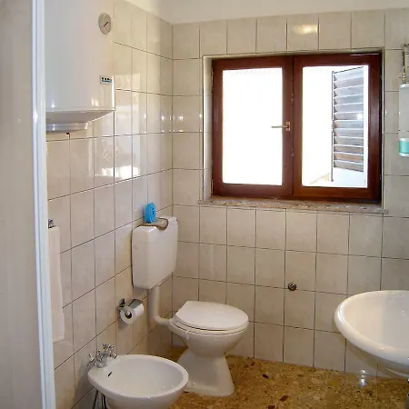 Apartment Ika.3 Anic